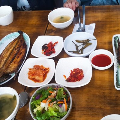جزیره-جیجو-رستوران-میونگ-جین-جونبوک-Myeongjin-Jeonbok-370965