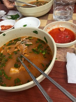 جزیره-جیجو-رستوران-یانگ-جیجو-Yong-s-Restaurant-370991
