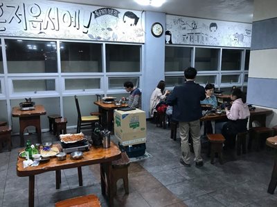 جزیره-جیجو-رستوران-یانگ-جیجو-Yong-s-Restaurant-370994