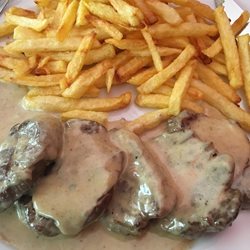 رستوران بیسترت لیونایس واگادوگو  | Le Bistrot Lyonnais