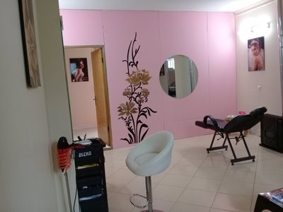 اصفهان-آرایشگاه-زنانه-مدیس-373422
