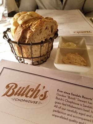 سنت-جرجس-رستوران-بوتچ-چوفوس-Butch-s-Chophouse-373527