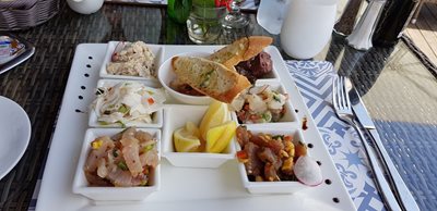 رستوران دل پلیس | Del Place Restaurant