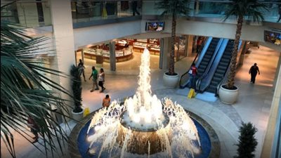 پرت-آو-اسپاین-مرکز-خرید-فالز-ات-وست-مال-The-Falls-at-Westmall-374430