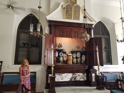 شارلوت-آمالی-St-Thomas-Synagogue-کلیسای-سنت-توماس-کنیسه-374621