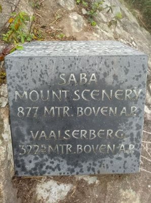 مونت سینری | Mount Scenery