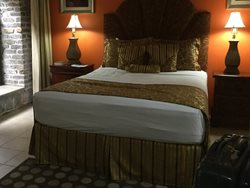 هتل کابل استون | The Cobblestone Inn