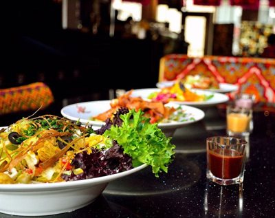 تهران-کافه-رستوران-اکسون-380656