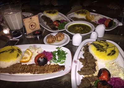 رستوران مهتاب