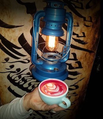 کرمانشاه-کافه-مرسدس-381436