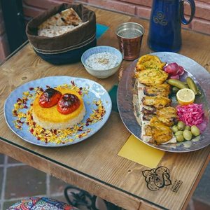 تهران-رستوران-عمارت-عمادیه-386173