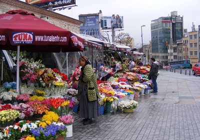 استانبول-میدان-تکسیم-استانبول-387196