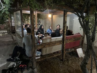 باغچه رستوران کهن دیار