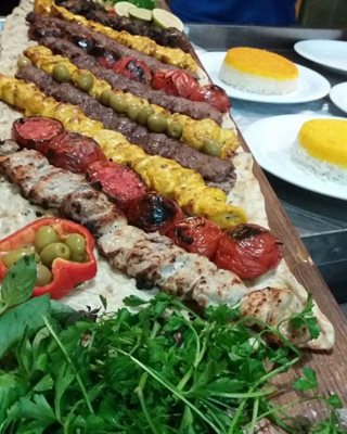 تهران-رستوران-باربیکیو-بارلاس-388732