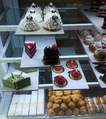 ساری-شیرینی-سرای-بانو-388809
