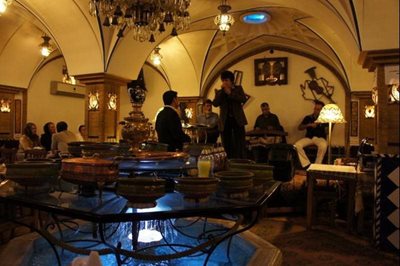تهران-رستوران-سنتی-دالون-دراز-388841