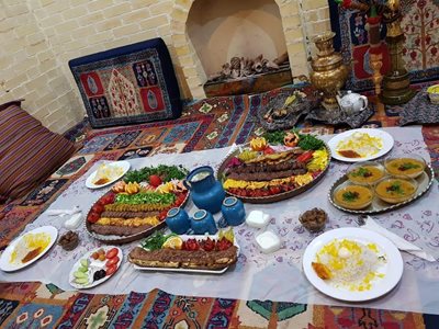 شهریار-رستوران-سنتی-کاروانسرا-ممقانی-393618