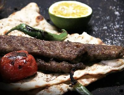 تهران-کبابسرای-احتشامیه-427607