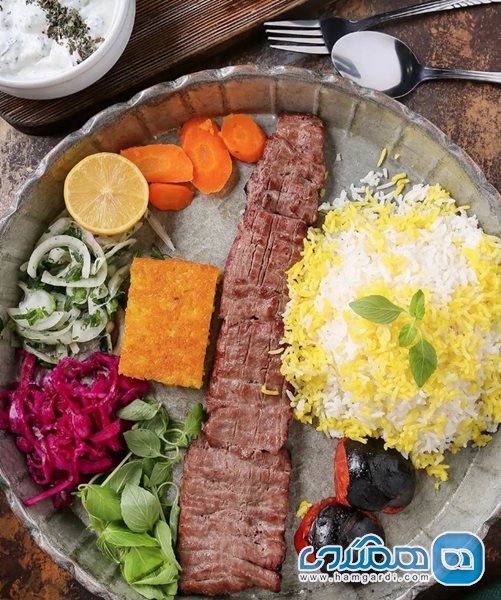 باغچه رستوران حسین