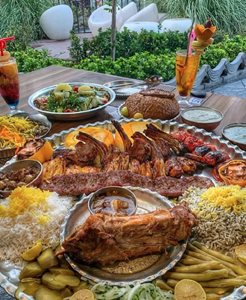 تهران-باغ-رستوران-دورهمی-429440