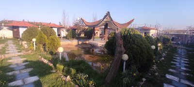 سفره خانه سنتی رز بیطرفان