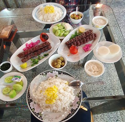 بندرانزلی-رستوران-لطف-کار-440746