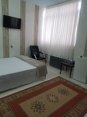 شاهین-دژ-مهمانپذیر-استقلال-441702