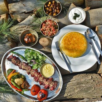 رستوران گیلکی بهزاد