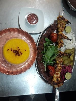 مشهد-رستوران-اعیونی-443127