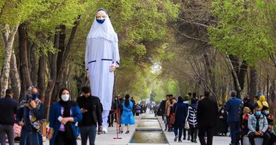 اصفهان-خیابان-چهار-باغ-عباسی-445036