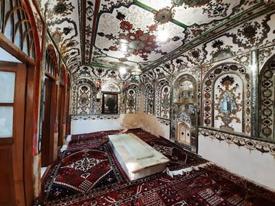 اصفهان-انگورستان-ملک-التجار-445257