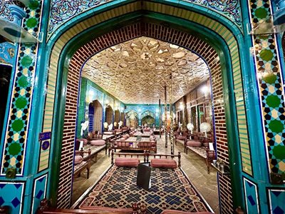 اصفهان-رستوران-نقش-جهان-450296