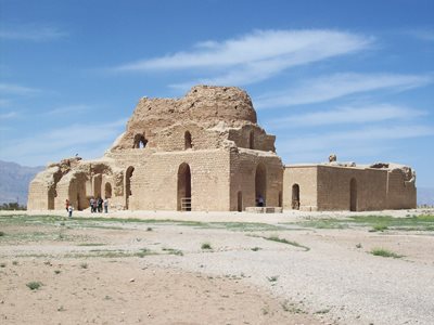 سروستان-کاخ-ساسانی-سروستان-461022