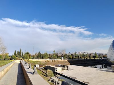 تهران-دریاچه-و-باغ-هنر-تهران-463860