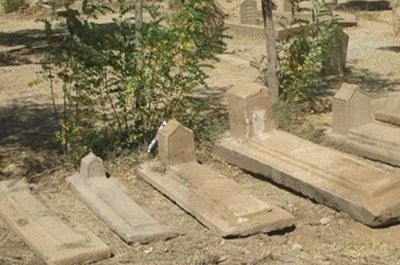 هفشجان-گورستان-تاریخی-بزلر-464178