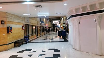 اصفهان-بازار-بزرگ-حکیم-467522