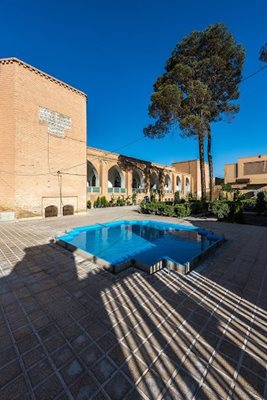 یزد-دبیرستان-ماندگار-ایرانشهر-469745