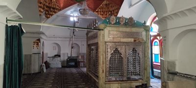 سنندج-امامزاده-پیر-عمر-473119