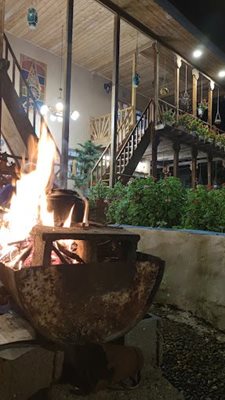 رشت-اقامتگاه-بومگردی-می-جان-475823
