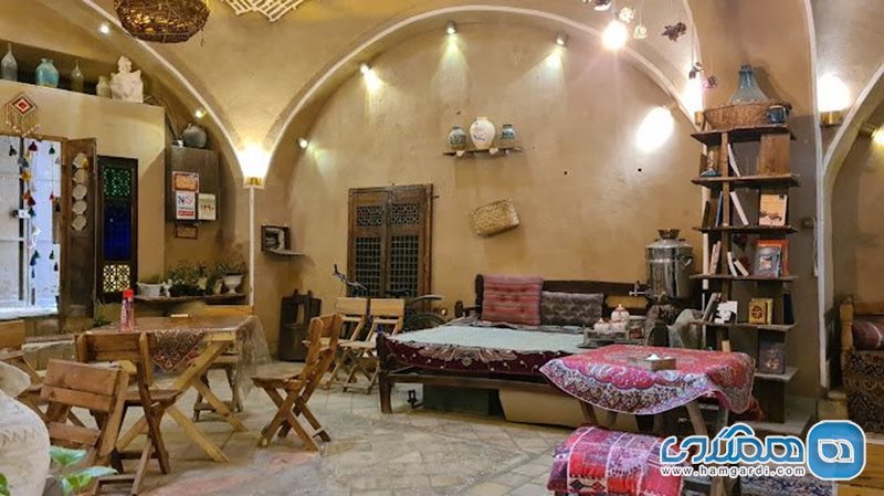 کافه رستوران ایرانی قدیمی