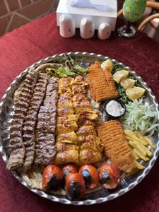 اصفهان-کافه-رستوران-ترنج-476786