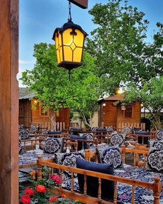 اصفهان-باغ-رستوران-کلبه-476929