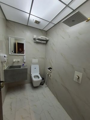 ساری-هتل-آسمان-شهر-478339