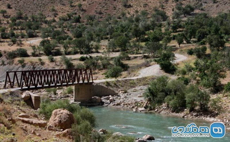 روستای آب ملخ