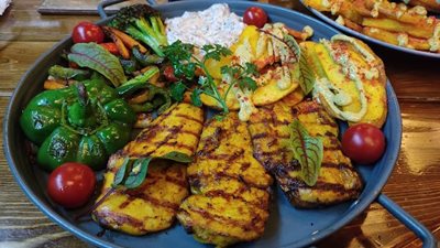 مشهد-کافه-رستوران-استوری-مشهد-485875