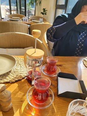 لاهیجان-کافه-رستوران-کارو-لانژ-لاهیجان-487236
