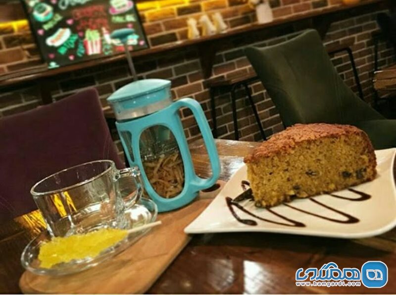 کافی شاپ روبرو لاهیجان