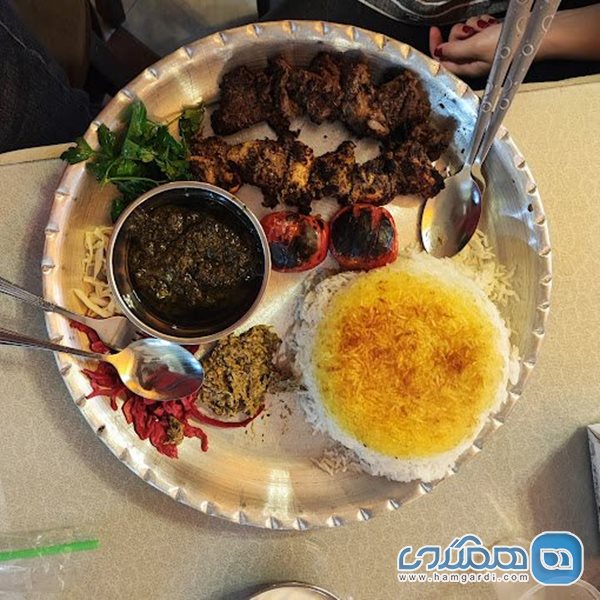 کافه رستوران روشن بهار لاهیجان
