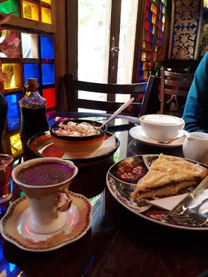 اصفهان-شربت-خانه-بهارنارنج-اصفهان-489042