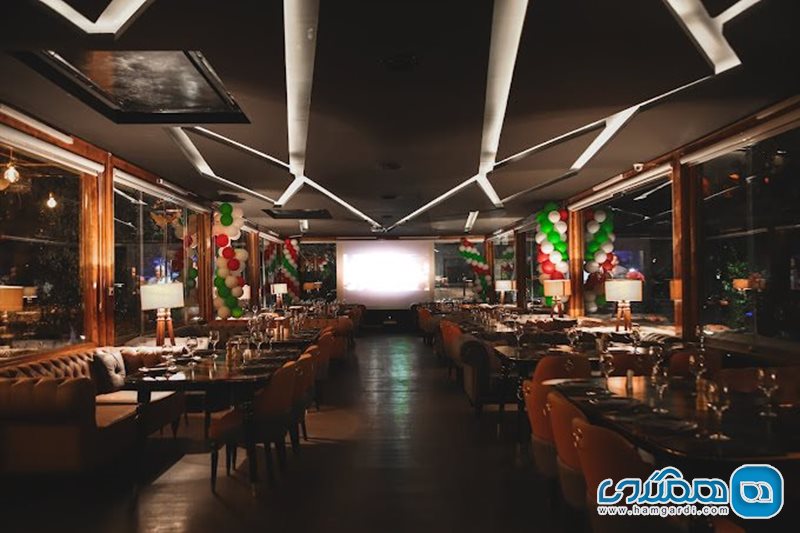 کافه رستوران بیزیم لانژ